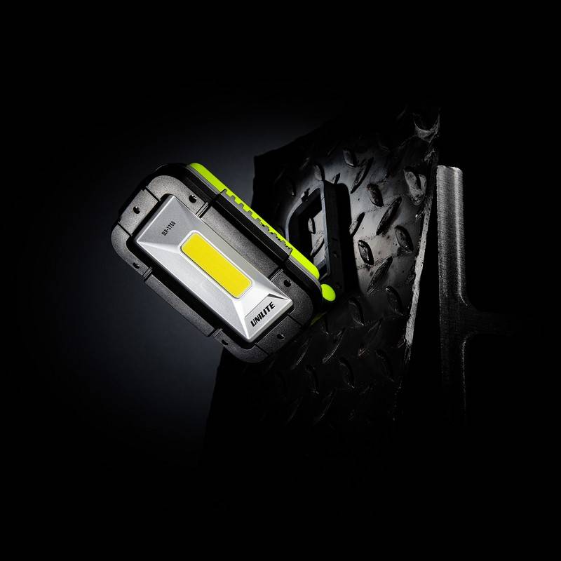 SLR-1750 Unilite flashlight