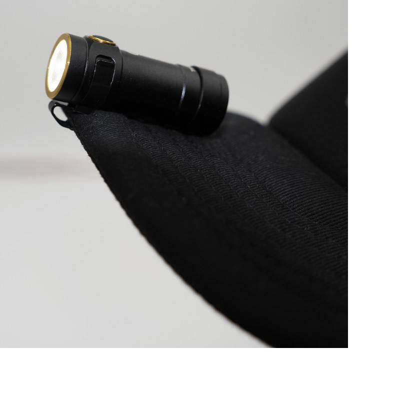Mini LED-Taschenlampe K-Light TR520 auf Kappe