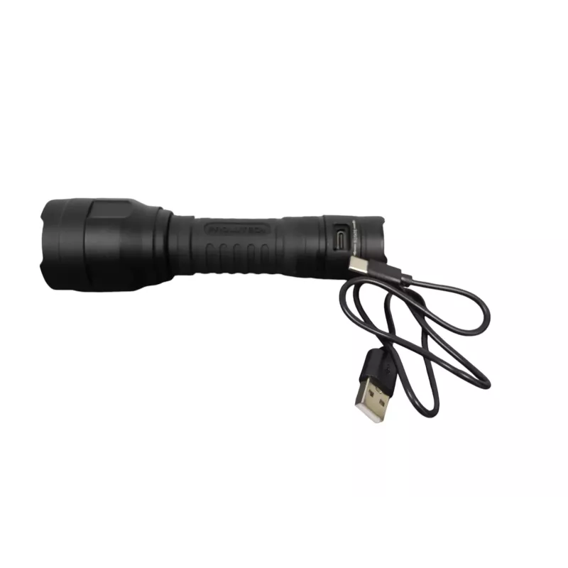 Powerful TR1100 varial-focus flashlight