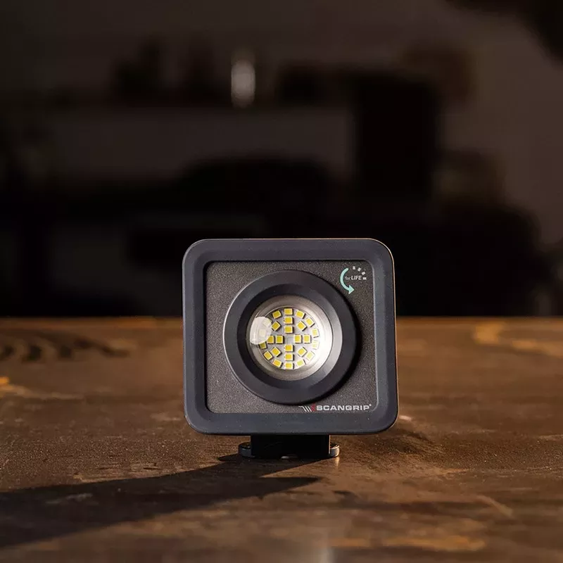 NOVA-MINI Mini LED spotlight 1,000 LUMENS